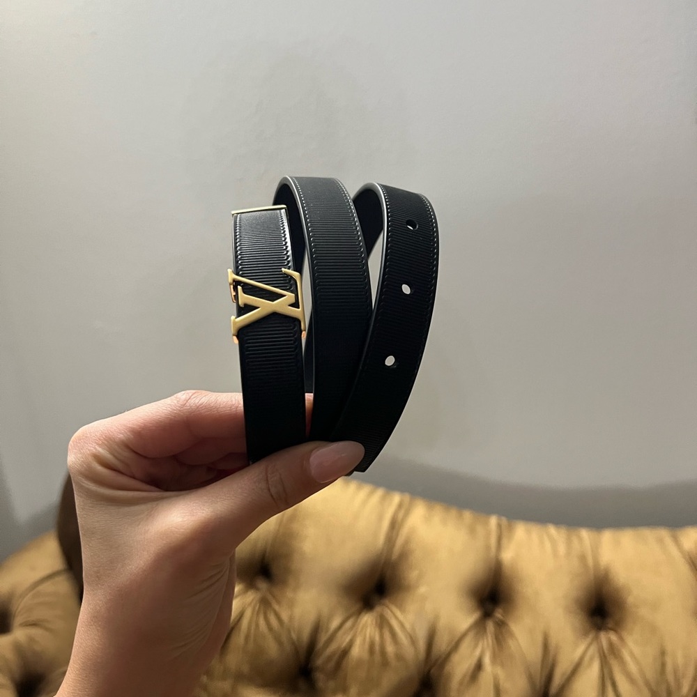 Louis Vuitton Women’s Belt LV Initiales 20MM - Picture 2 of 9